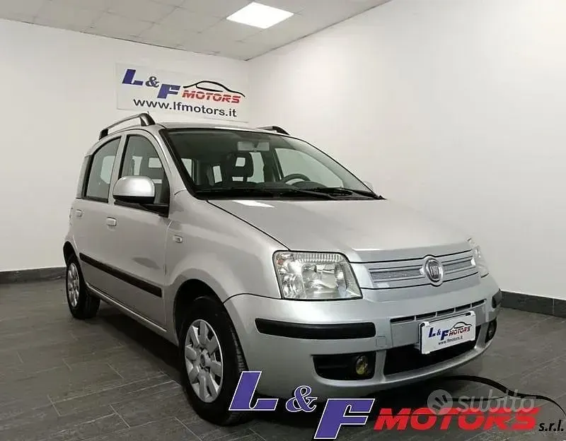 Usata Fiat Panda Dynamic 75 CV (55 kW) 2011 Grigio Utilitaria