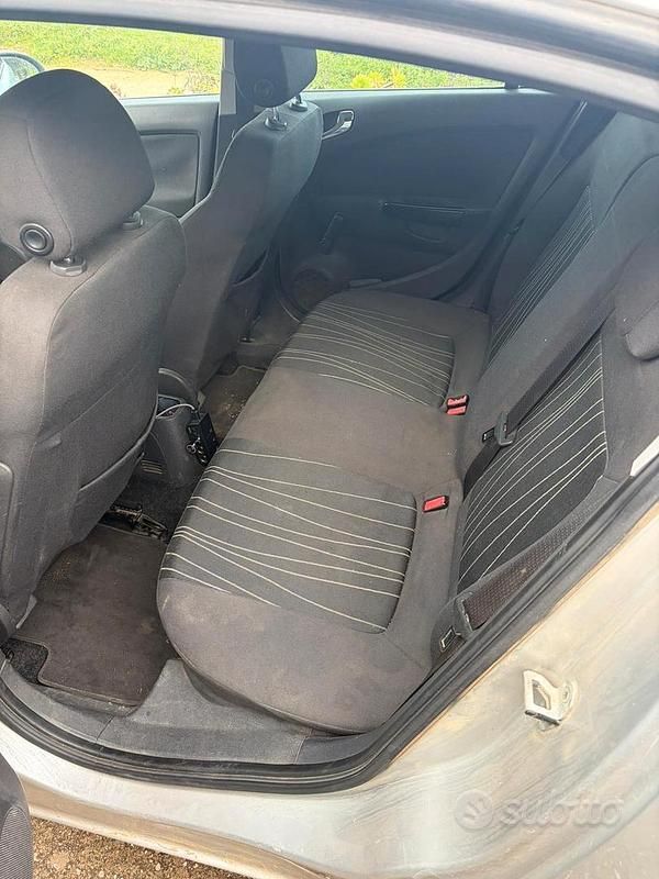 Usata Opel Corsa 2011 Utilitaria