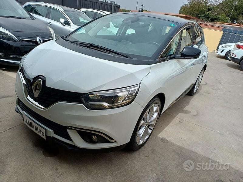 Usata Renault Scénic IV Intens 110 CV (80 kW) 2019 Bianco Monovolume