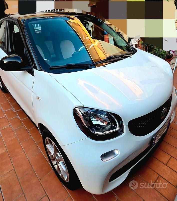 Usata Smart ForFour Passion 71 CV (52 kW) 2015 Bianco Utilitaria