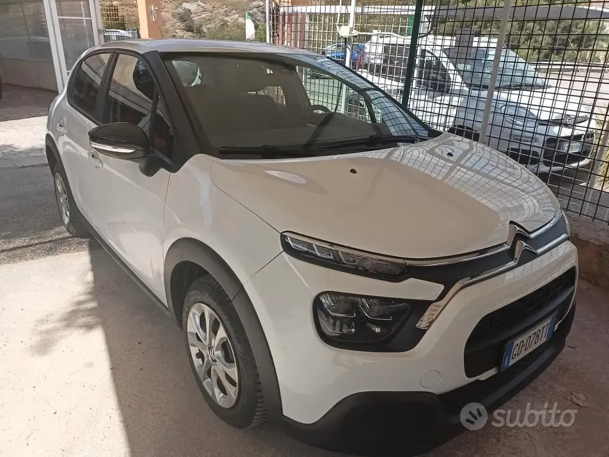 Usata Citroën C3 Feel 102 CV (75 kW) 2020 Bianco Utilitaria