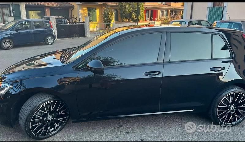 Usata VW Golf VII 115 CV (84 kW) 2020 Nero Berlina
