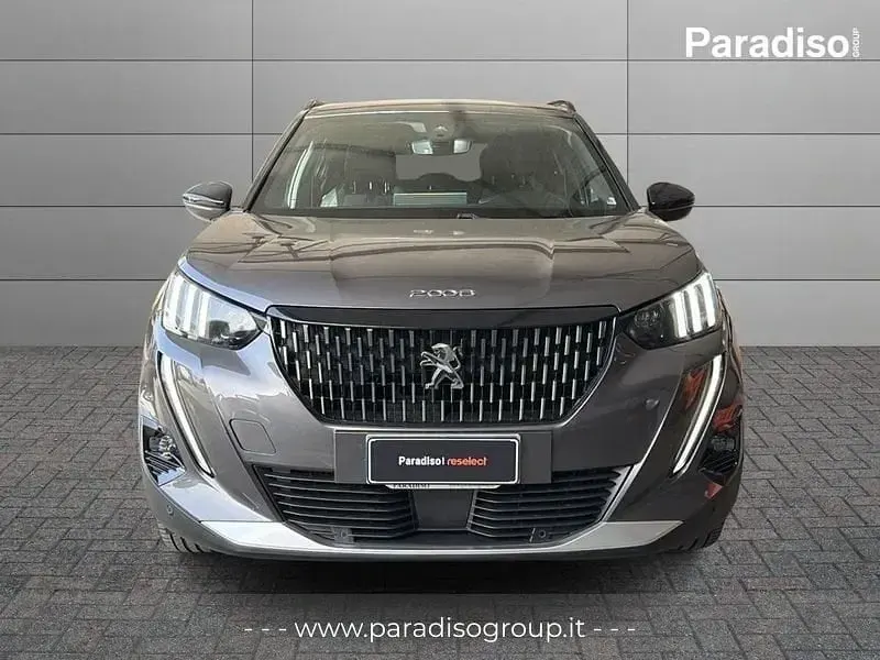 Usata Peugeot 2008 GT-line 131 CV (96 kW) 2020 Grigio SUV