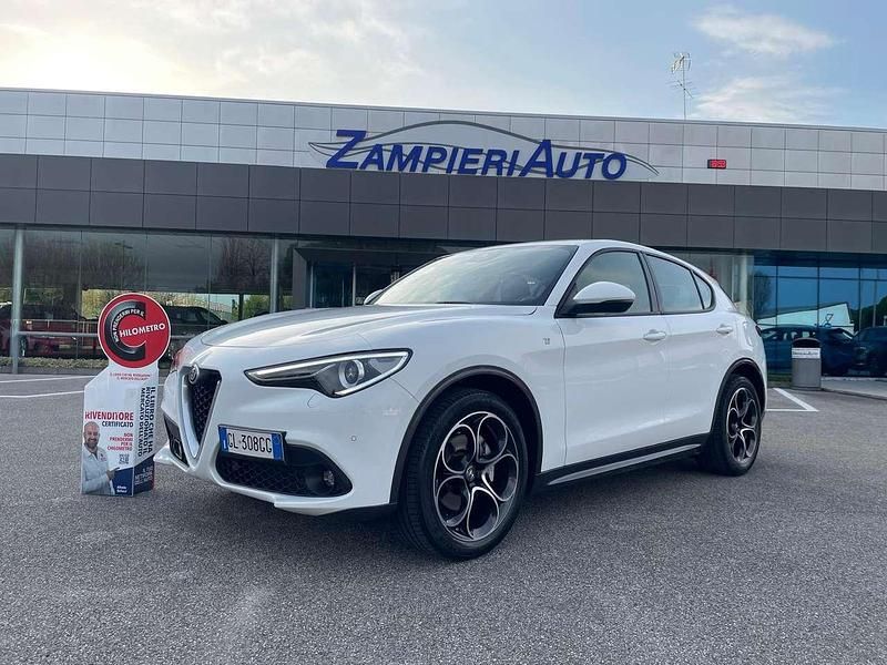 Usata Alfa Romeo Stelvio Super 209 CV (153 kW) 2022 Bianco SUV