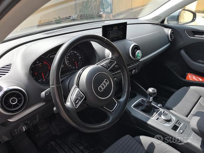 Usata Audi A3 150 CV (110 kW) 2015 Grigio Utilitaria