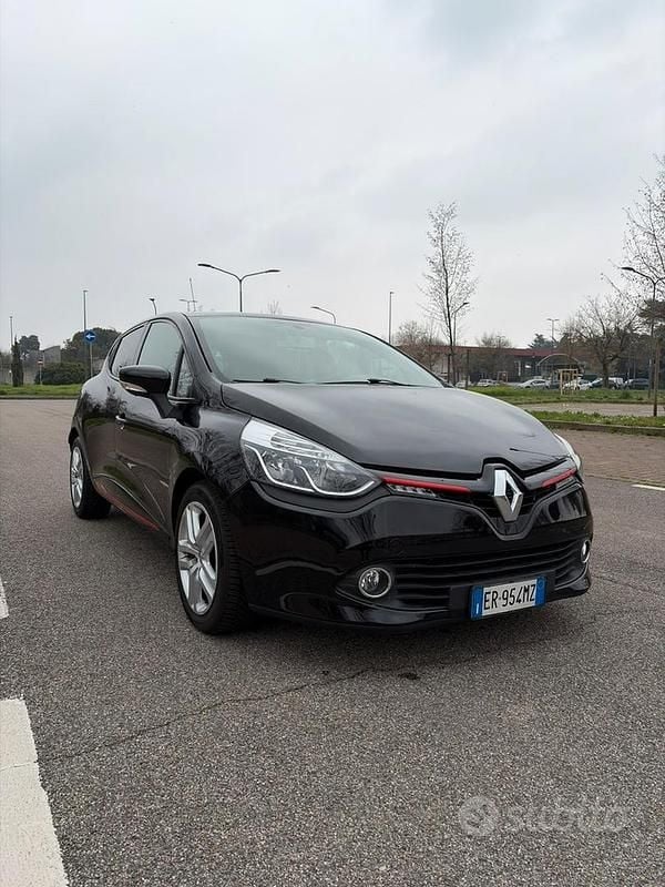 Usata Renault Clio IV 90 CV (66 kW) 2013 Nero Berlina