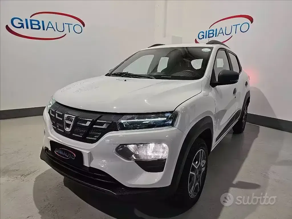 Usado Dacia Spring Comfort Plus 33 kW (45 CV) 2021 Blanco Utilitario