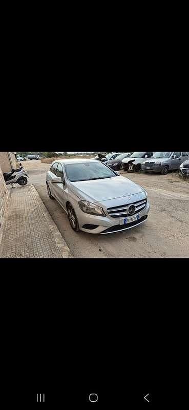 Usata Mercedes A180 109 CV (80 kW) 2013 Berlina