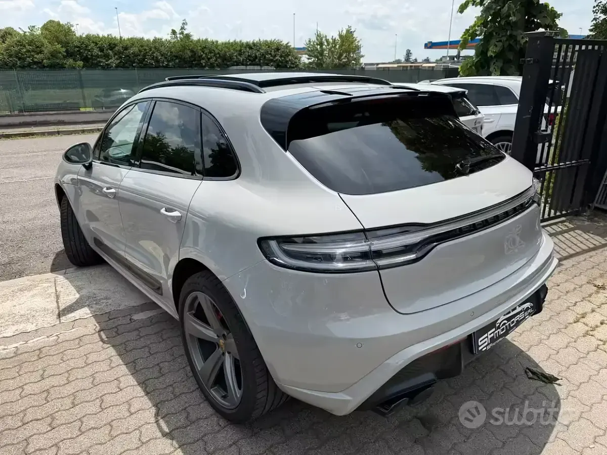 Usata Porsche Macan 441 CV (324 kW) 2022 Grigio SUV