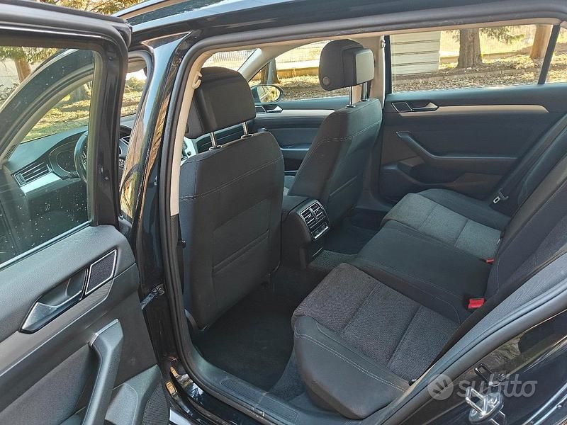 Usata VW Passat 150 CV (110 kW) 2017 Nero Station wagon