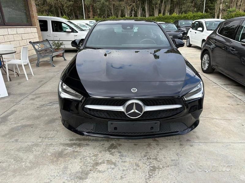 Usata Mercedes CLA180 116 CV (85 kW) 2021 Nero Coupé