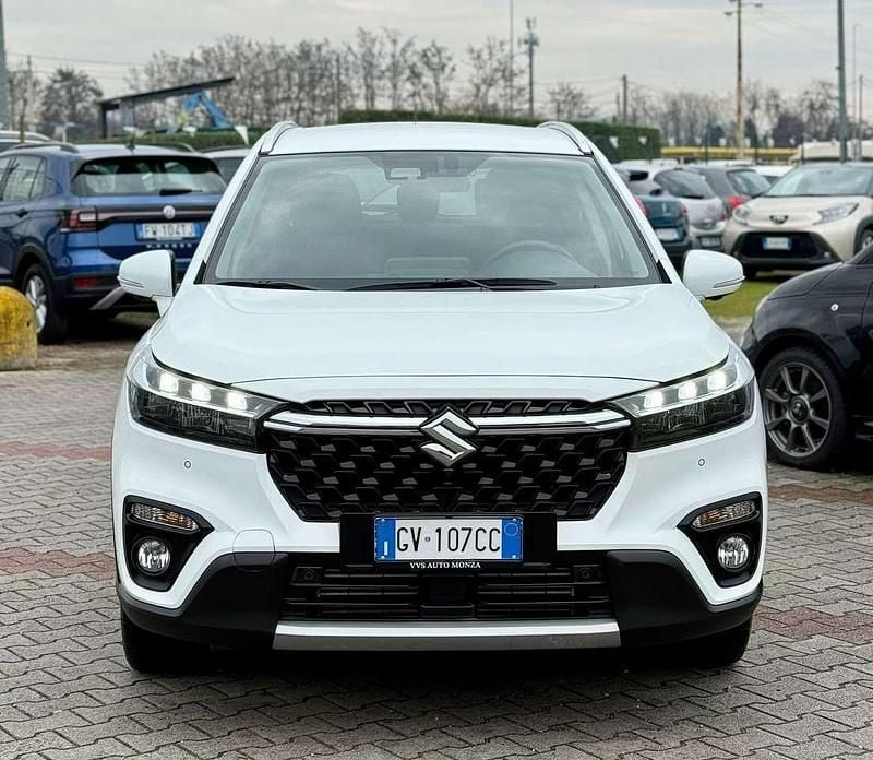 Usata Suzuki SX4 S-Cross 129 CV (94 kW) 2024 Bianco SUV