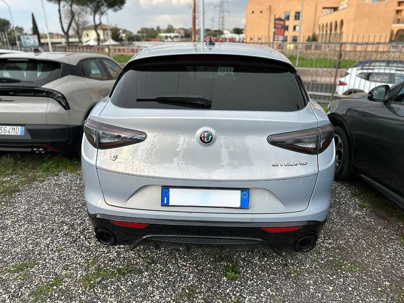 Usata Alfa Romeo Stelvio Veloce 210 CV (154 kW) 2024 Grigio SUV