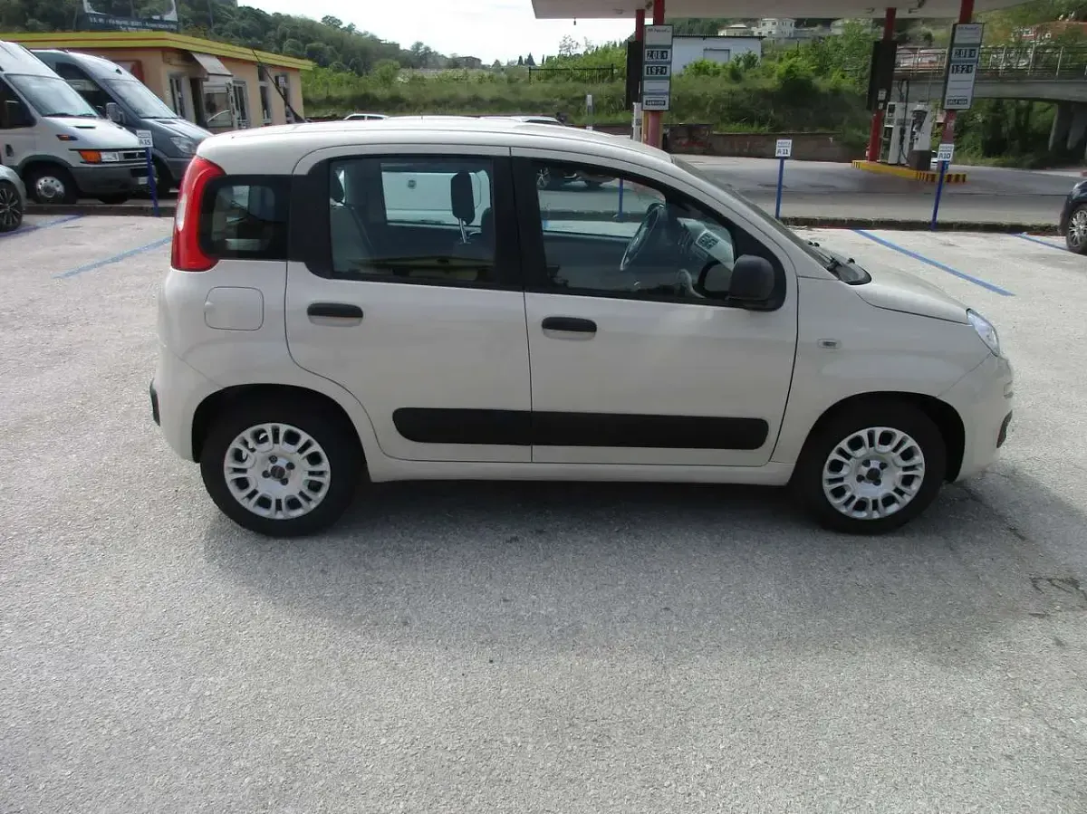 Usata Fiat Panda Easy 75 CV (55 kW) 2014 Beige Utilitaria