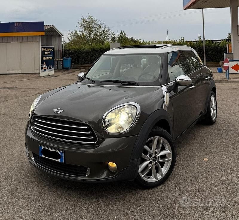 Marrone Usata 2011 Mini Cooper Countryman SUV | 5800 € (Super prezzo) - Immagine 1/4