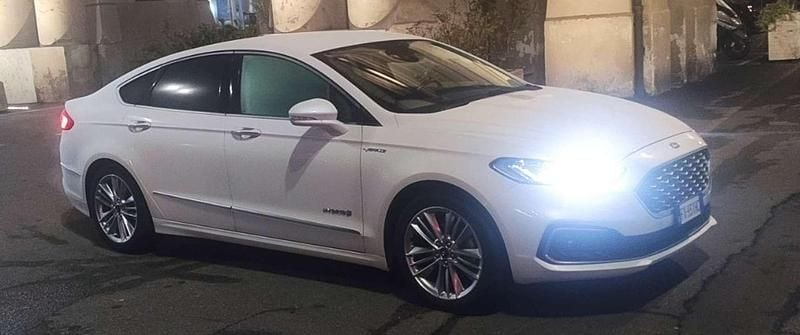 Usata 2019 Ford Mondeo Vignale Tre volumi | 18.000 € (Super prezzo) - Immagine 1/4