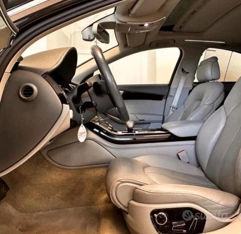 Usata Audi A8 250 CV (183 kW) 2013 Nero Berlina