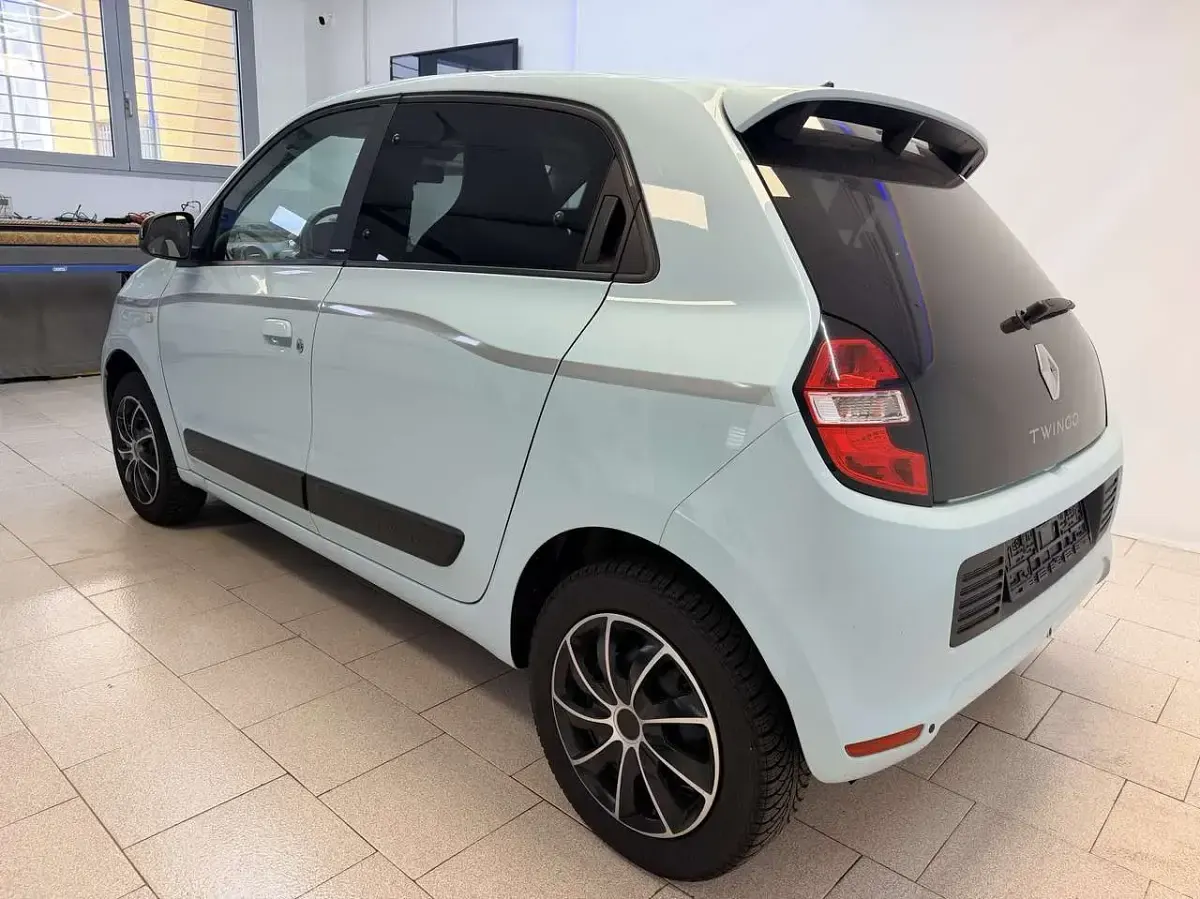 Usata Renault Twingo LIMITED 71 CV (52 kW) 2019 Other Utilitaria
