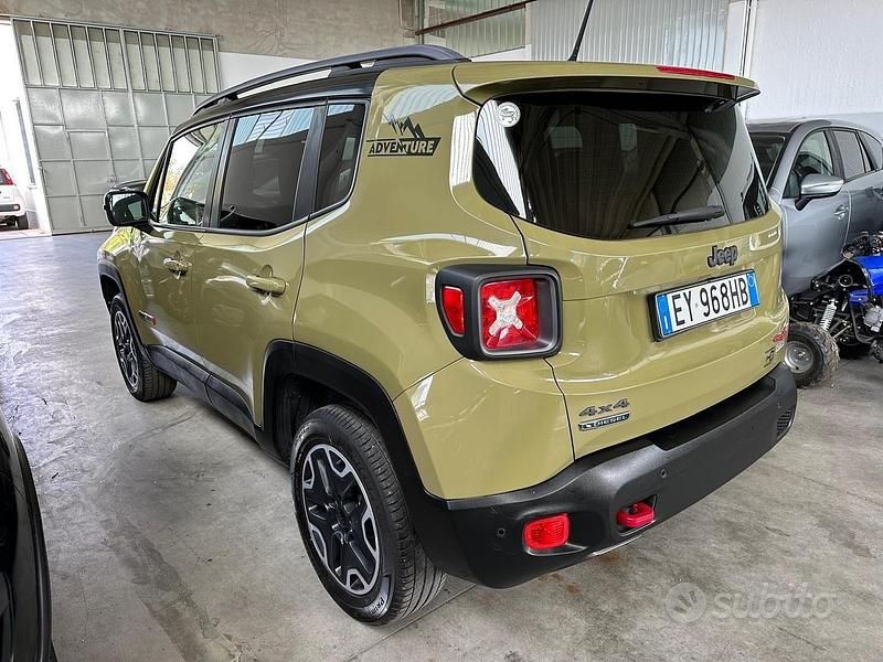 Usata Jeep Renegade Trailhawk 170 CV (125 kW) 2016 Verde SUV