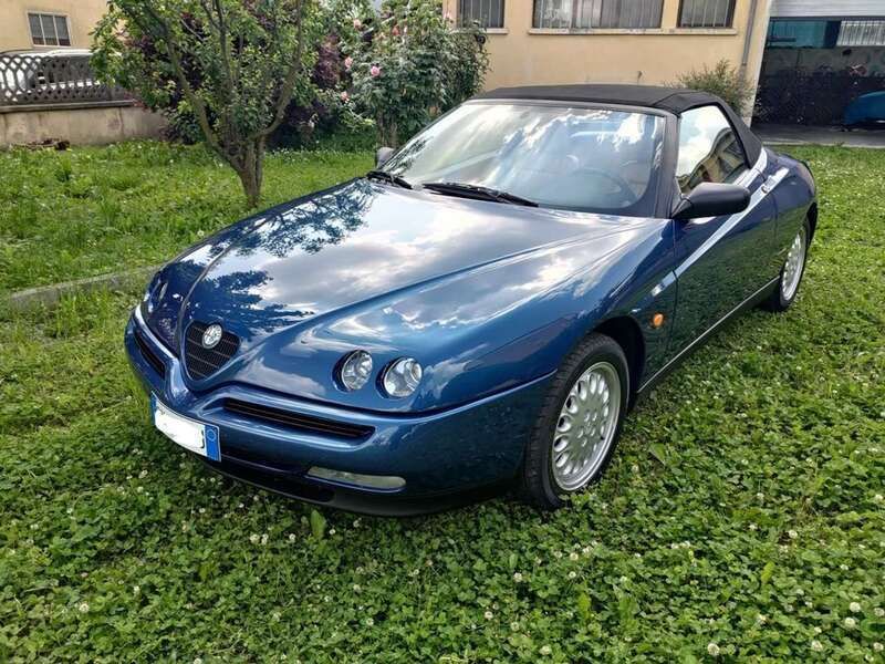 Blu/azzurro Usata 1996 Alfa Romeo Spider Cabrio | 21.900 € (Molto cara) - Immagine 1/4