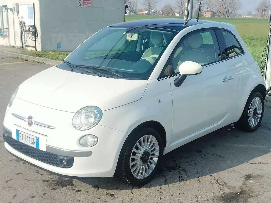 Usata Fiat 500 Lounge 69 CV (50 kW) 2013 Bianco Berlina