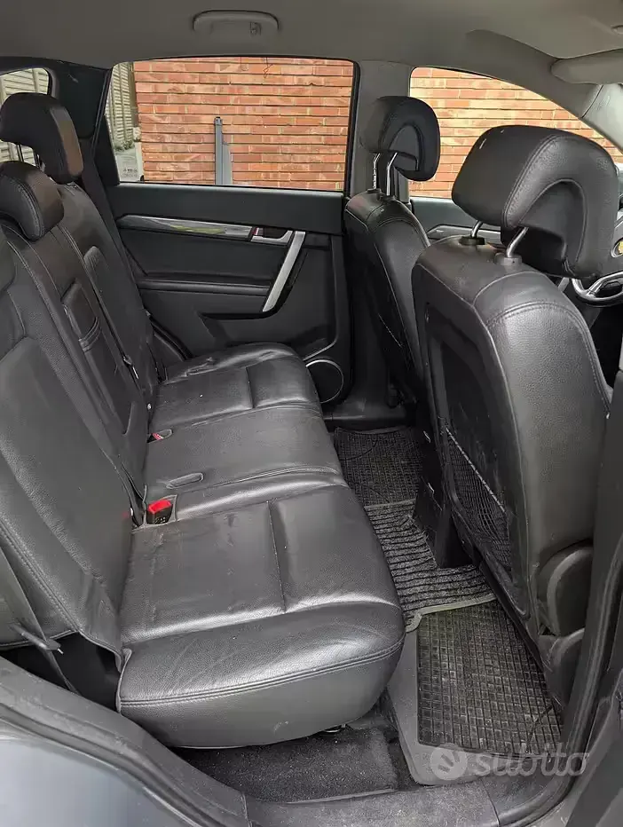 Usata Chevrolet Captiva Sport 150 CV (110 kW) 2010 Grigio SUV