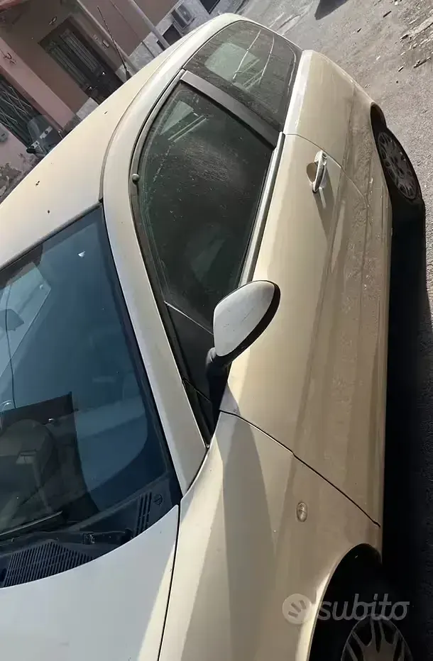 Usata Lancia Ypsilon 75 CV (55 kW) 2004 Utilitaria