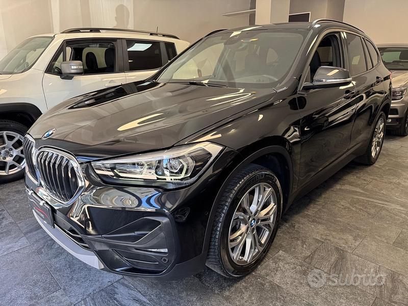 Nero Usata 2021 BMW X1 xLine SUV | 23.490 € (Buon prezzo) - Immagine 1/4