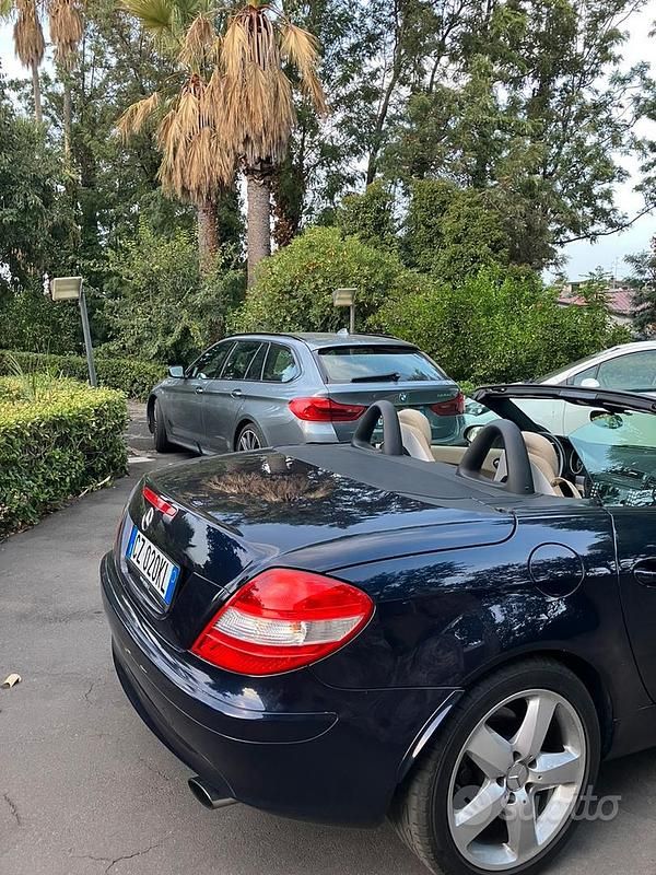 Usata Mercedes SLK200 186 CV (136 kW) 2006 Blu Cabrio