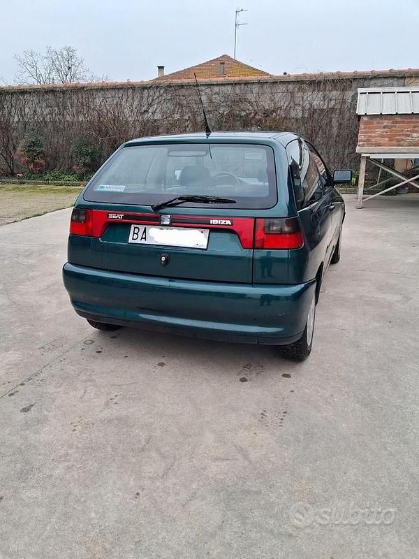 Usata Seat Ibiza 1998 Verde Utilitaria
