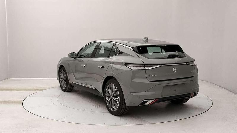 Nuova DS Automobiles DS4 Trocadero 179 CV (131 kW) 2025 Grigio premiere SUV