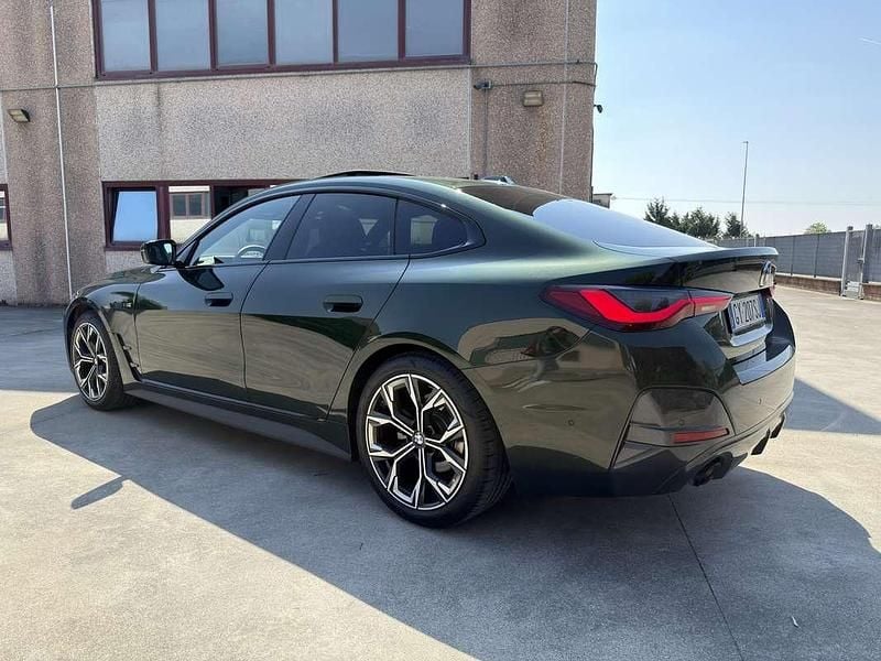 Begagnad BMW 420 M Sport 184 HK (135 kW) 2024 Grön Sportkupé