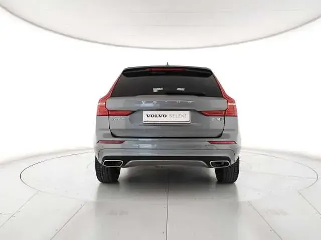 Usata Volvo XC60 145 CV (106 kW) 2020 Grigio SUV