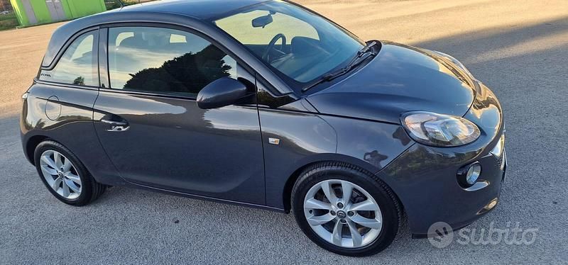 Usata Opel Adam Glam 87 CV (63 kW) 2013 Grigio Utilitaria