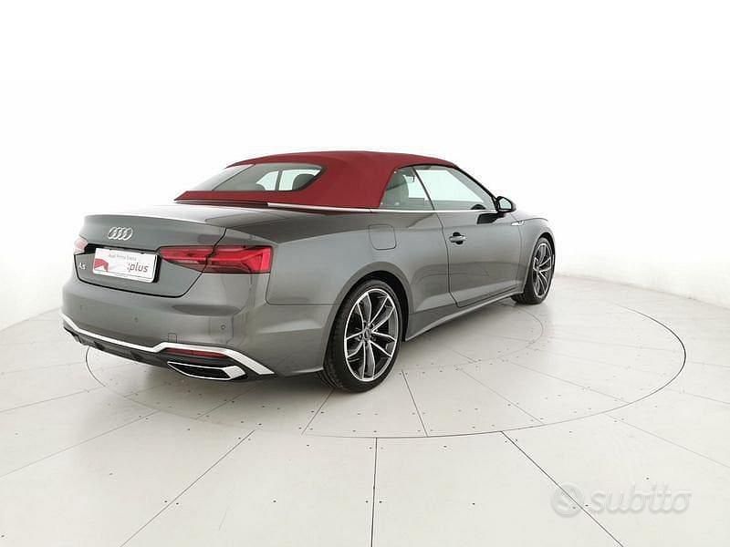 Usata Audi A5 Cabriolet S-Line 204 CV (150 kW) 2024 Grigio Cabrio