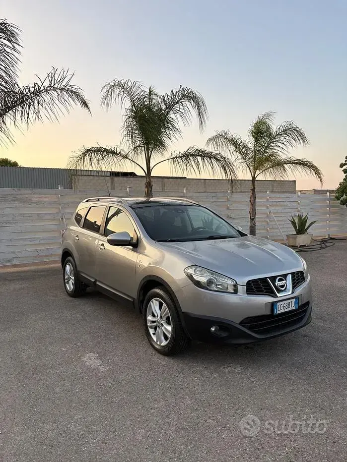 Usata Nissan Qashqai 150 CV (110 kW) 2010 Grigio SUV