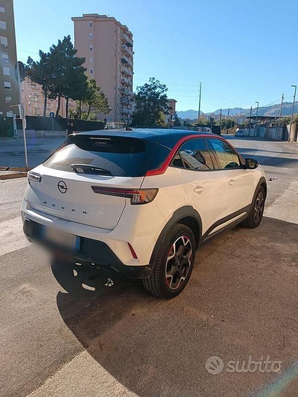 Usata Opel Mokka GS Line 101 CV (74 kW) 2023 Bianco SUV