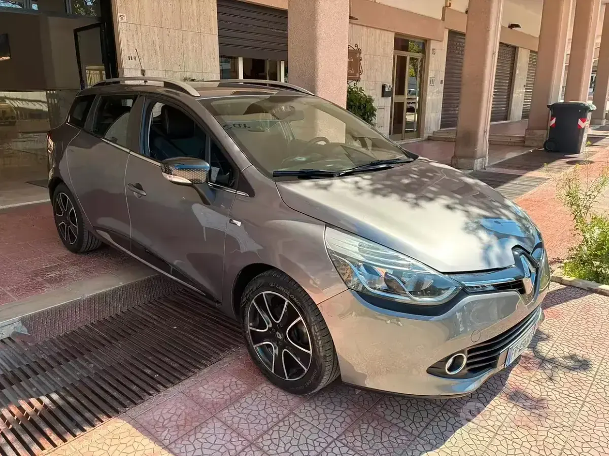 Usata Renault Clio 75 CV (55 kW) 2016 Grigio Station wagon