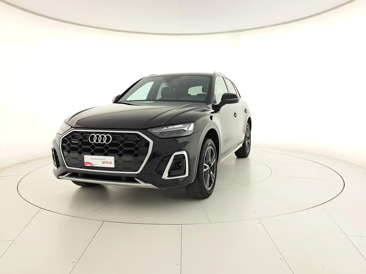 Usata Audi Q5 S-Line 2024 Nero mito metallizzato SUV