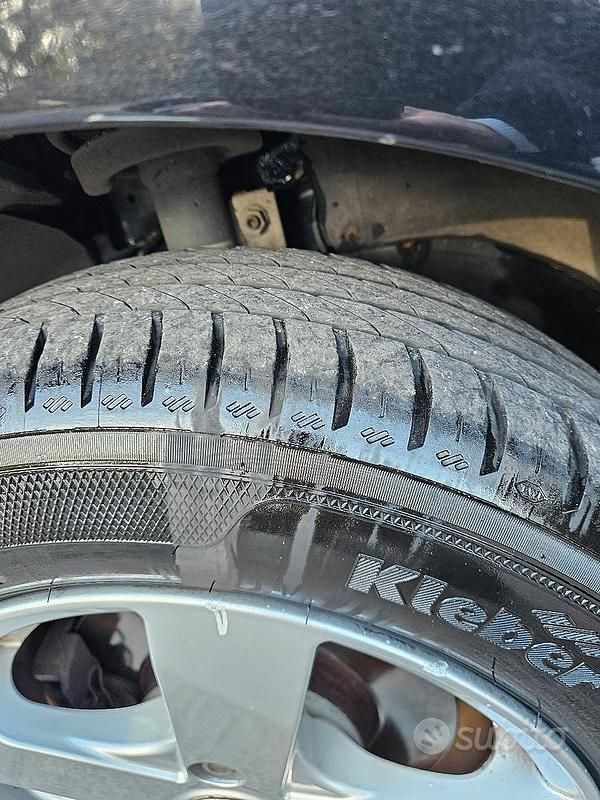 Usata Ford Fiesta Titanium 73 CV (53 kW) 2007 Nero Utilitaria