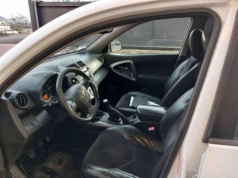 Usata Toyota RAV4 150 CV (110 kW) 2010 Bianco SUV
