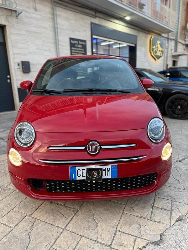 Usata Fiat 500 Lounge 70 CV (51 kW) 2021 Rosso Berlina