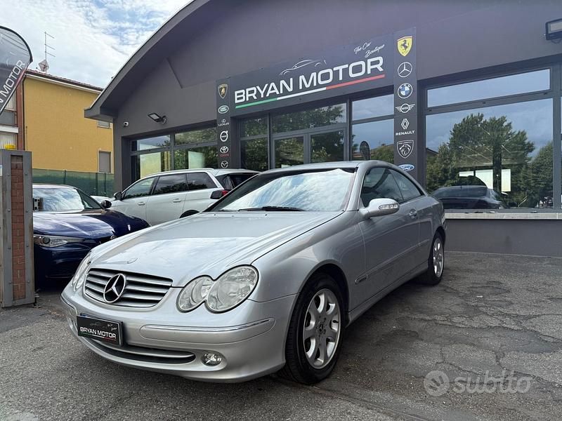 Grigio Usata 2004 Mercedes CLK270 Avantgarde Coupé | 3999 € (Buon prezzo) - Immagine 1/4