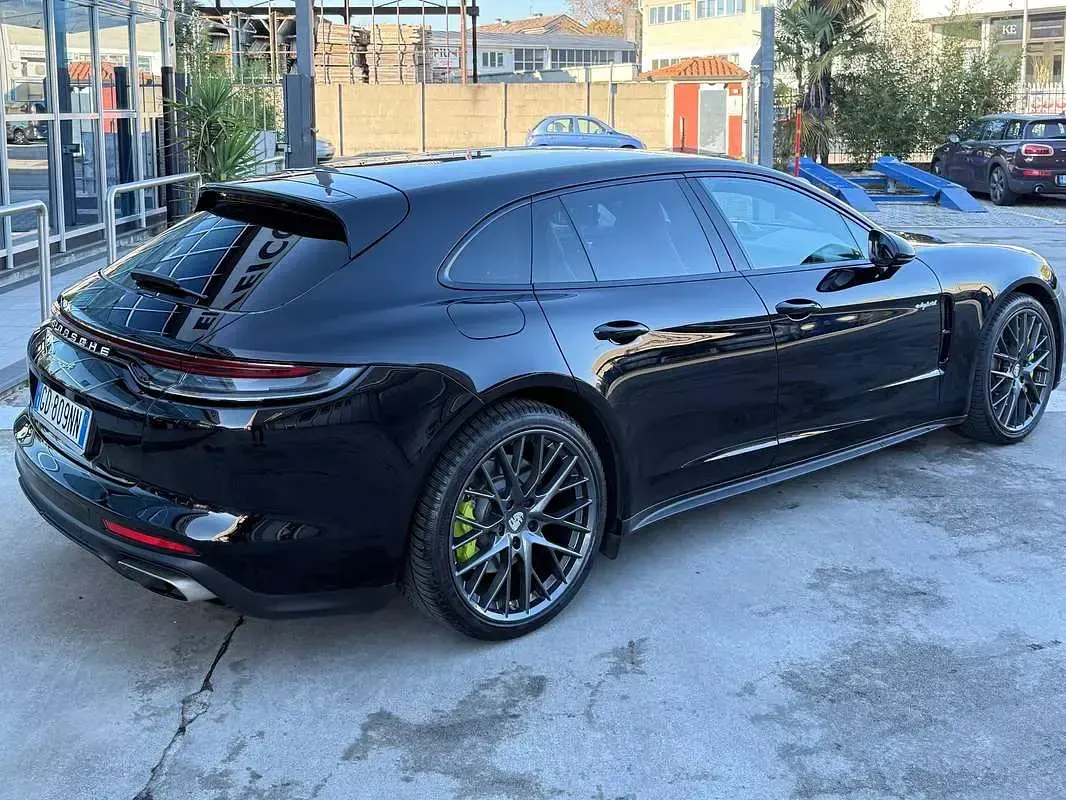 Usata Porsche Panamera 4 Sport Turismo 330 CV (242 kW) 2021 Nero Utilitaria
