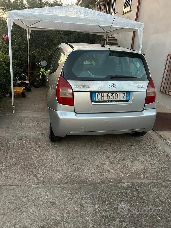 Usata Citroën C2 68 CV (50 kW) 2003 Grigio Utilitaria