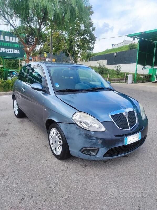 Usata 2008 Lancia Ypsilon Due volumi | 1350 € (Super prezzo) - Immagine 1/4