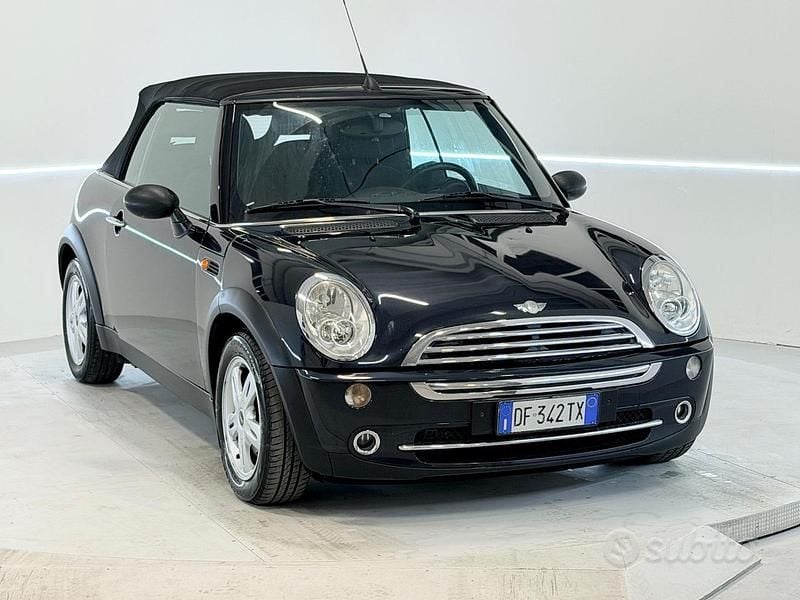 Usata Mini One Cabriolet 90 CV (66 kW) 2007 Nero Cabrio