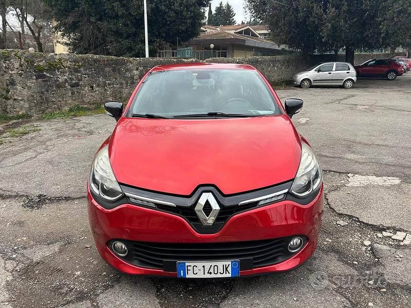 Usata Renault Clio IV 75 CV (55 kW) 2016 Rosso Berlina