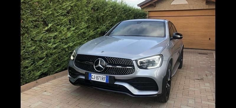 Argento Usata 2022 Mercedes GLC220 Edition Coupé | 46.800 € (Buon prezzo) - Immagine 1/4