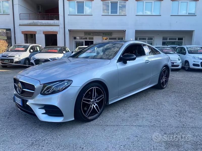 Usata Mercedes E220 Premium Plus 194 CV (142 kW) 2018 Grigio Coupé